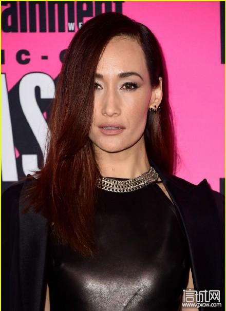 37岁的maggieq曾经性感的身材暴瘦成平板