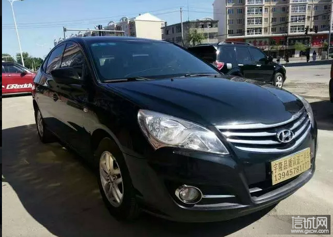 2012款现代伊兰特汽车6万元出售