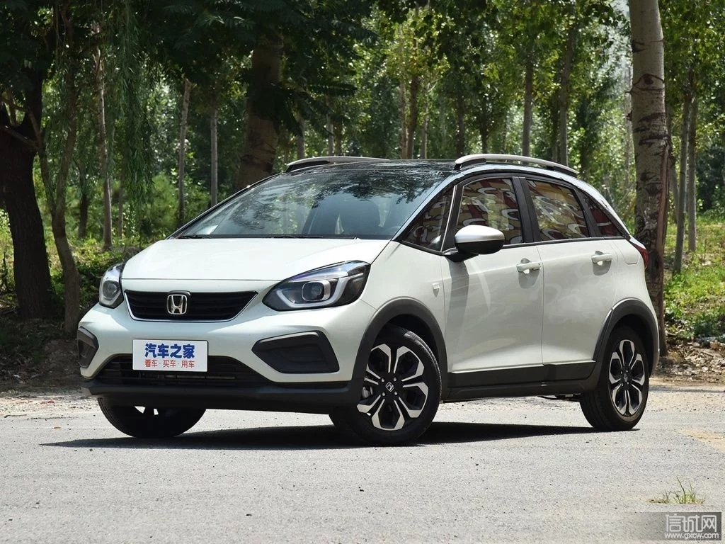 10万预算以内,有哪些车型适合00后?